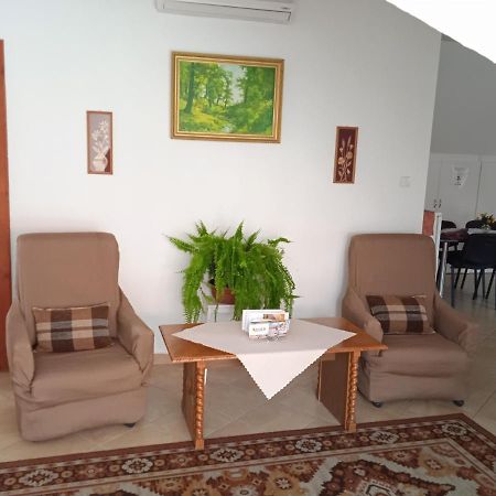 Agria Wellness Guesthouse Eger Extérieur photo